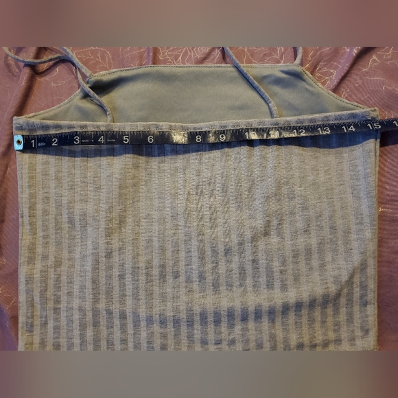 SO Heathered Gray Ribbed Spaghetti Strap Cami Crop Top Tank Juniors Size Large - Picture 4 of 4
